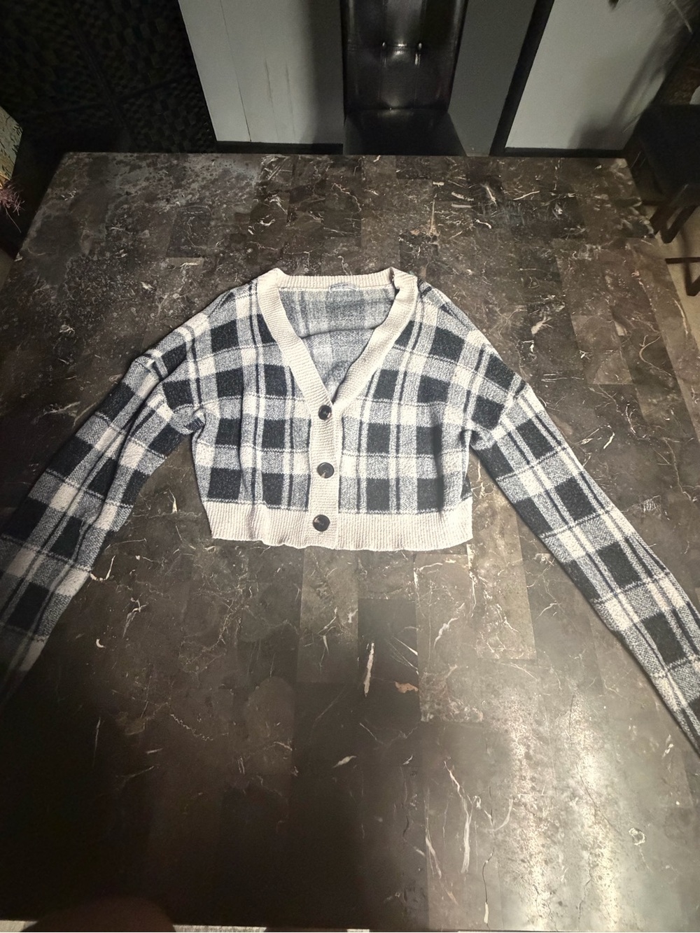 Arizona Love Cropped Plaid V-Neck Cardigan - Blue & White